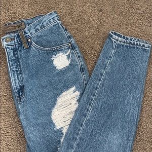 High Waist Distressed Levi Denim